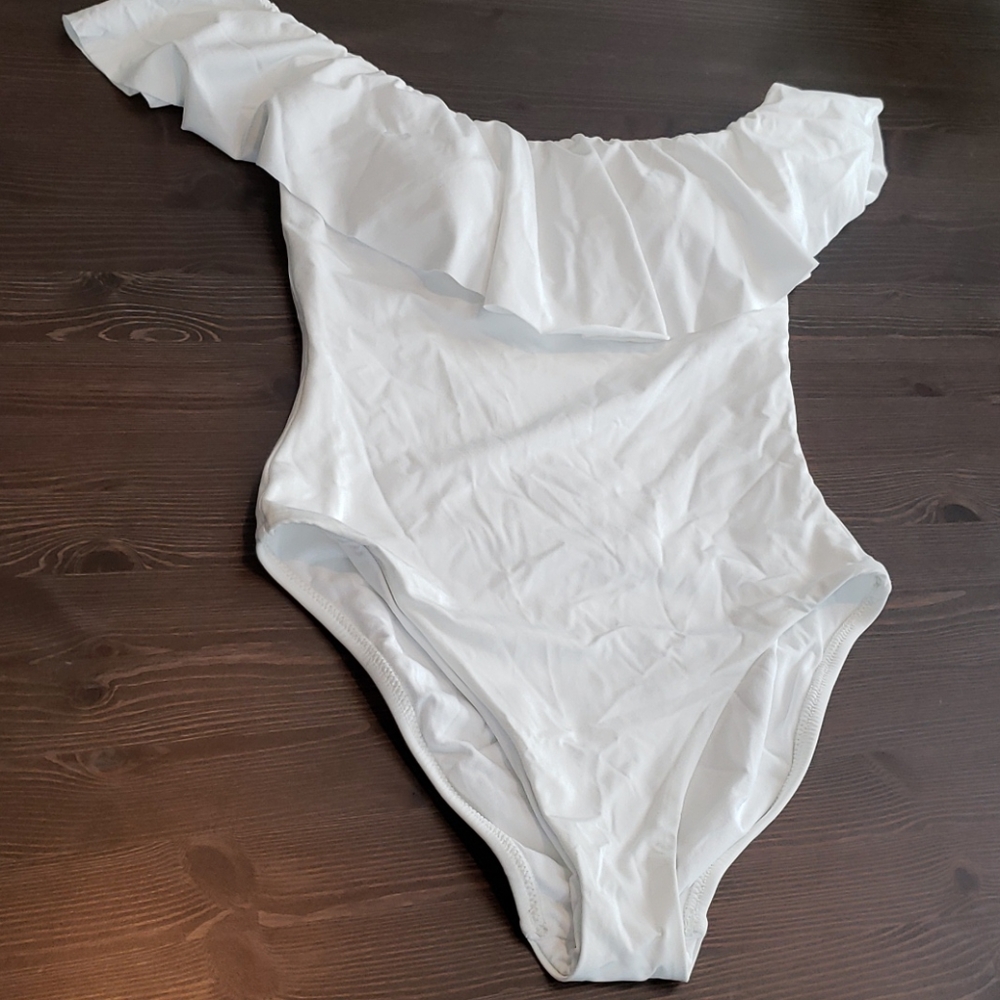 TRINA TURK Off-the-Shoulder Ruffle One Piece - Picture 4 of 7